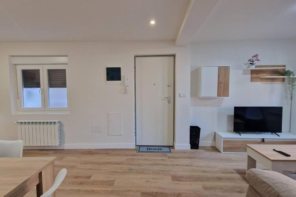 Apartamento Aires De Tineo Овьедо Экстерьер фото